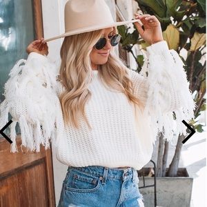 Nwot Rodeo Fringe White Sweater Small/Medium